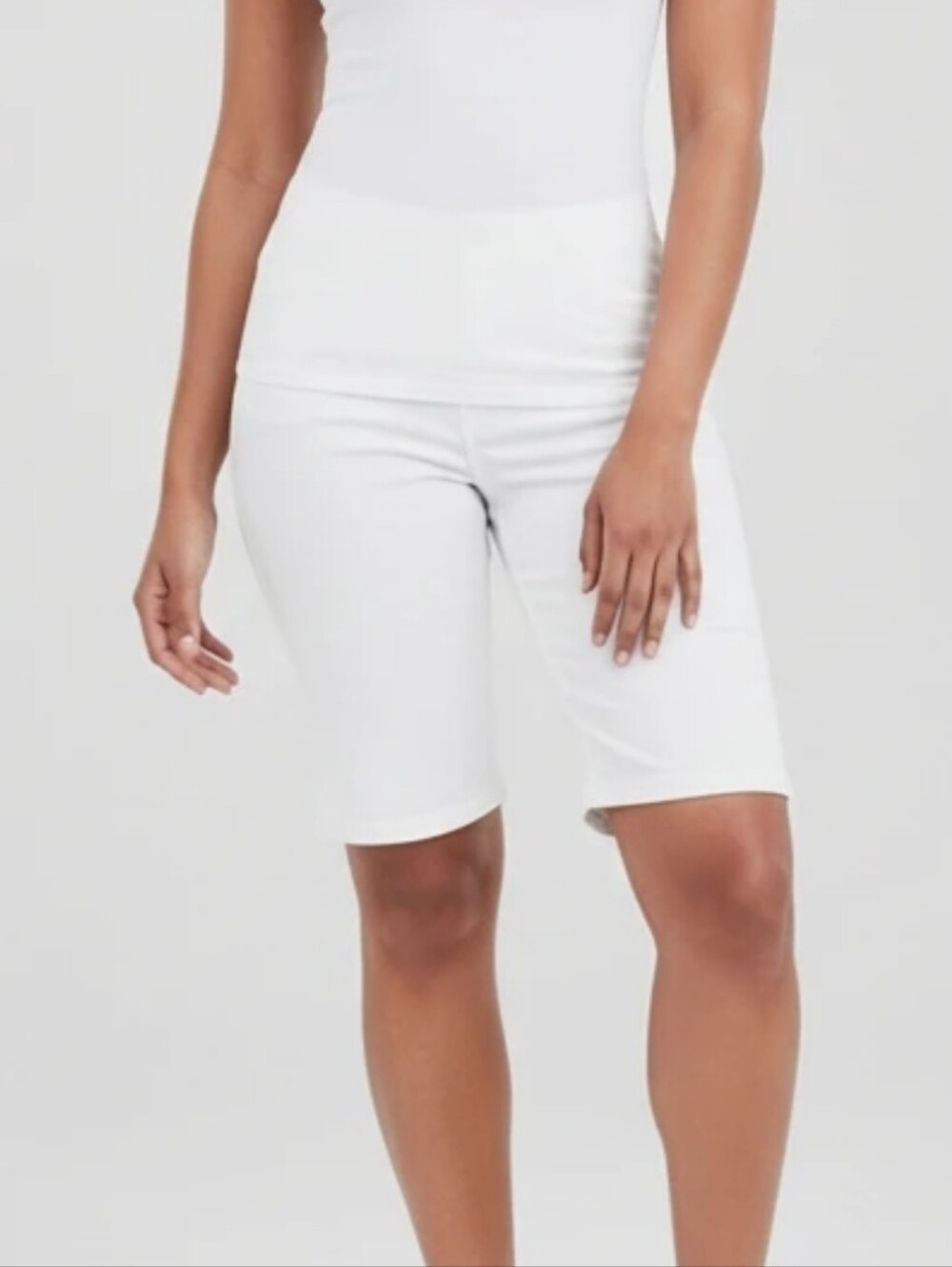 Democracy Womens Stretch Comfy White Bermuda Shorts "Ab"‎ Technology Size 22W